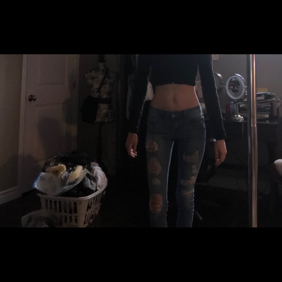 Ripped Jeans - Picture 5 of 5